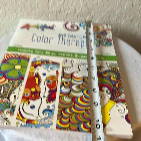 Liqui-Mark: Color Therapy Adult Coloring Book- 48 pages- 2016 - Picture 16 of 16